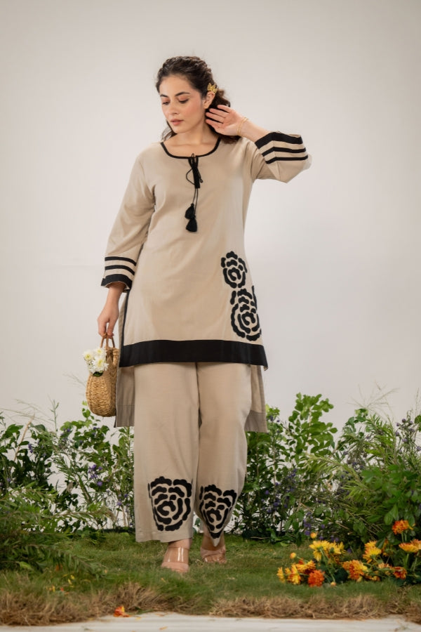 Chic Beige Co-Ord Set ๐Bold Black Thread Embroidery ๐น Perfect for Every Occasion ๐