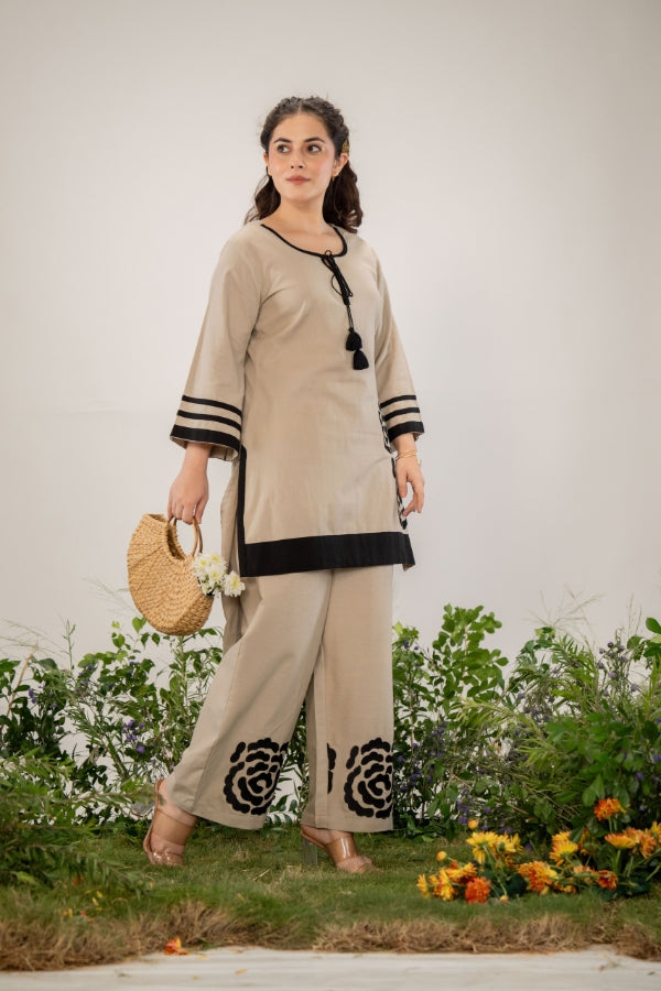 Chic Beige Co-Ord Set ๐Bold Black Thread Embroidery ๐น Perfect for Every Occasion ๐