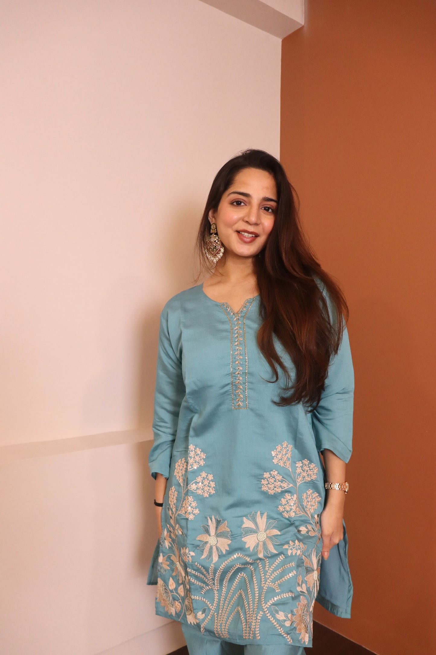 ๐ Teal Bloom: Hand-Embroidered Floral Kurta Set ๐