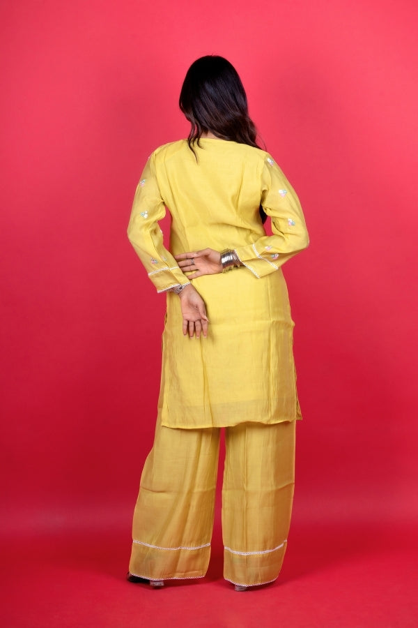 πΌ Radiant Yellow Embroidered Kurti Palazzo Set Elephant Motif πβ¨