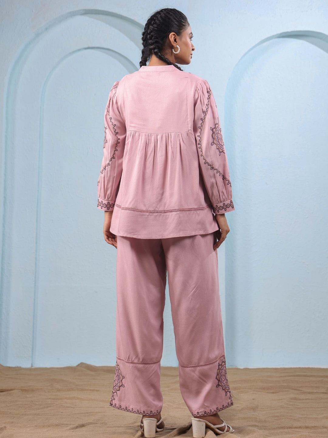 ๐ธ Elegant Pink Embroidered Co-Ord Set