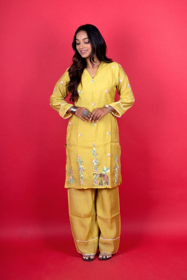 πΌ Radiant Yellow Embroidered Kurti Palazzo Set Elephant Motif πβ¨