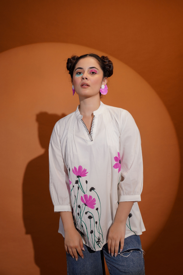 πΈ Elegant White Floral Top for Girls & Women | Hand Painted & Hand Work π¨β¨