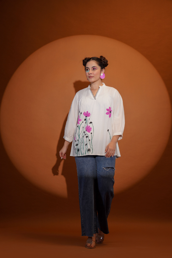 πΈ Elegant White Floral Top for Girls & Women | Hand Painted & Hand Work π¨β¨