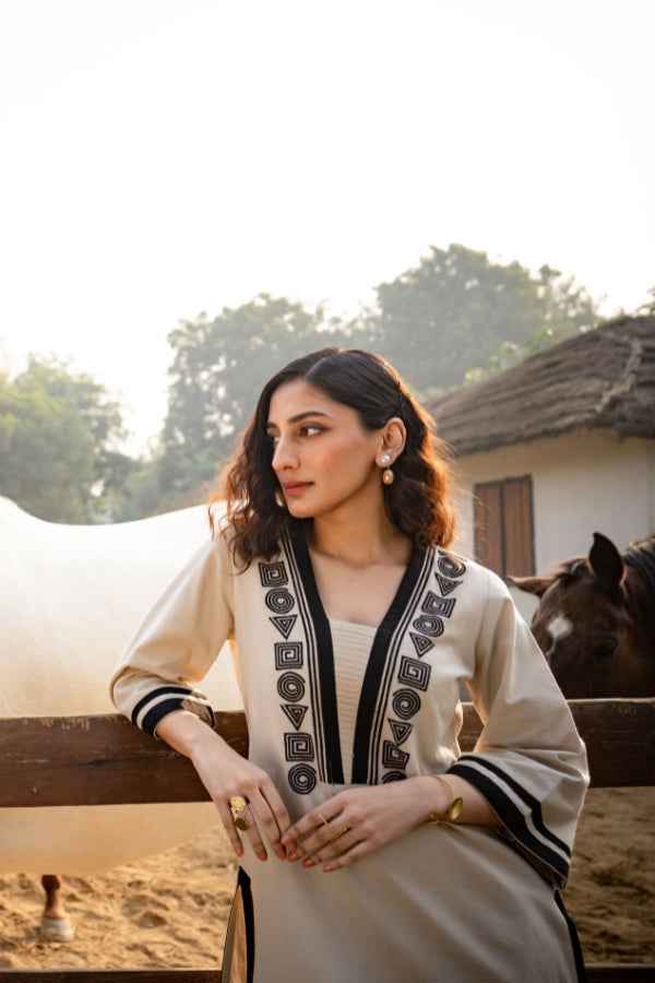 Beige V-Neck Co-Ord Set π« Black Thread Embroidery & Border Detailing π€ Perfect for All Occasions π