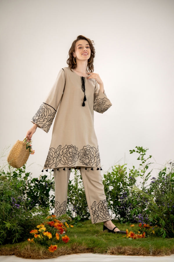 Elegant Beige Co-Ord Set πΈ Embroidered Thread Work πΏ Perfect for All Occasions β¨