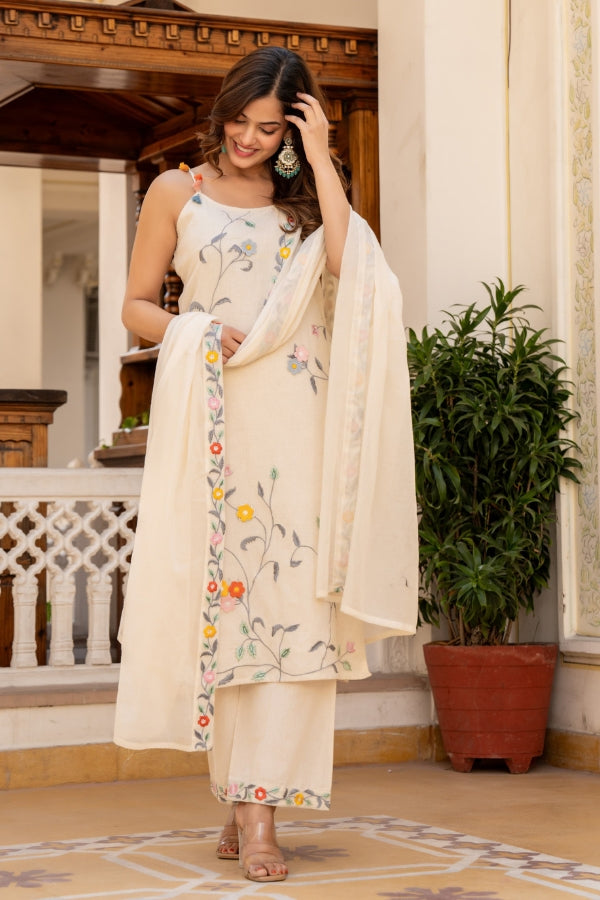 Ivory Bloom Embroidered Kurta Set ๐ฟ