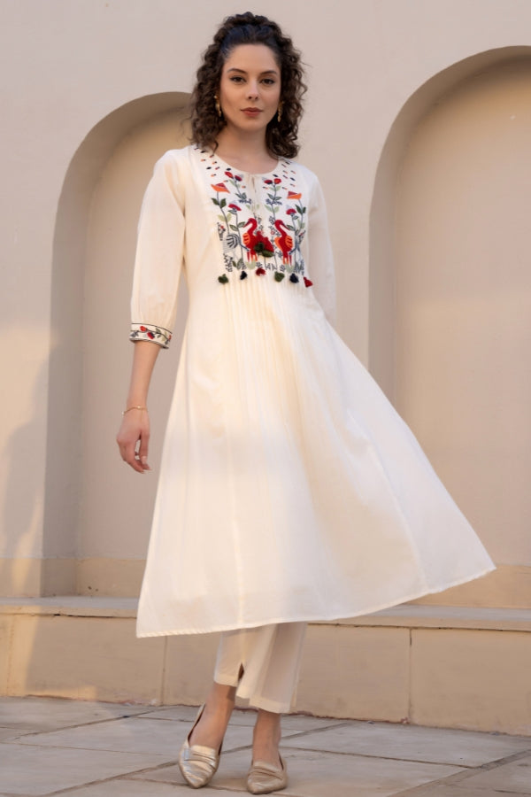 Elegant White Embroidered Kurta Set with Multicolor Hand Work