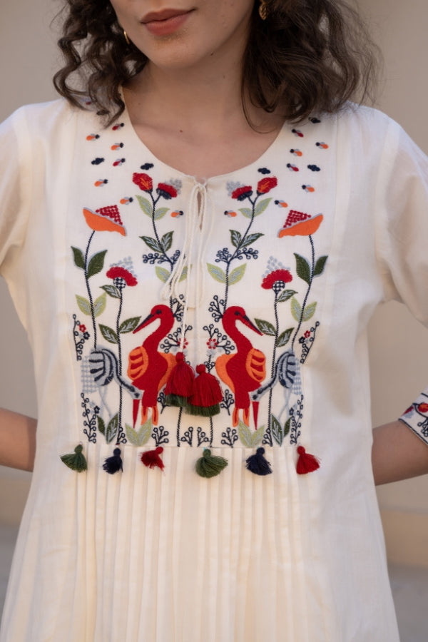 Elegant White Embroidered Kurta Set with Multicolor Hand Work