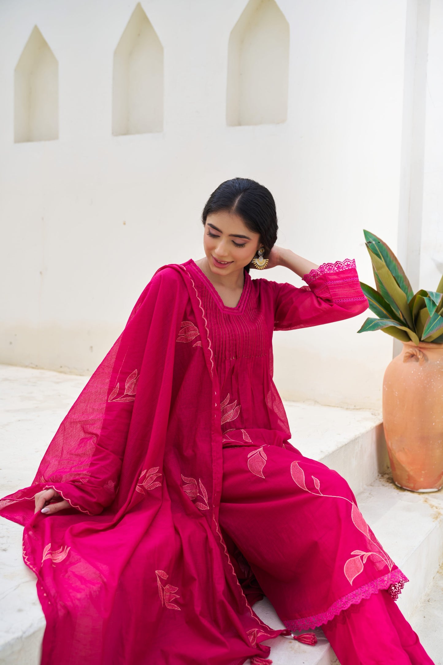 ๐ธ Radiant Raspberry Pink Embroidered 3-Piece Suit ๐ธ