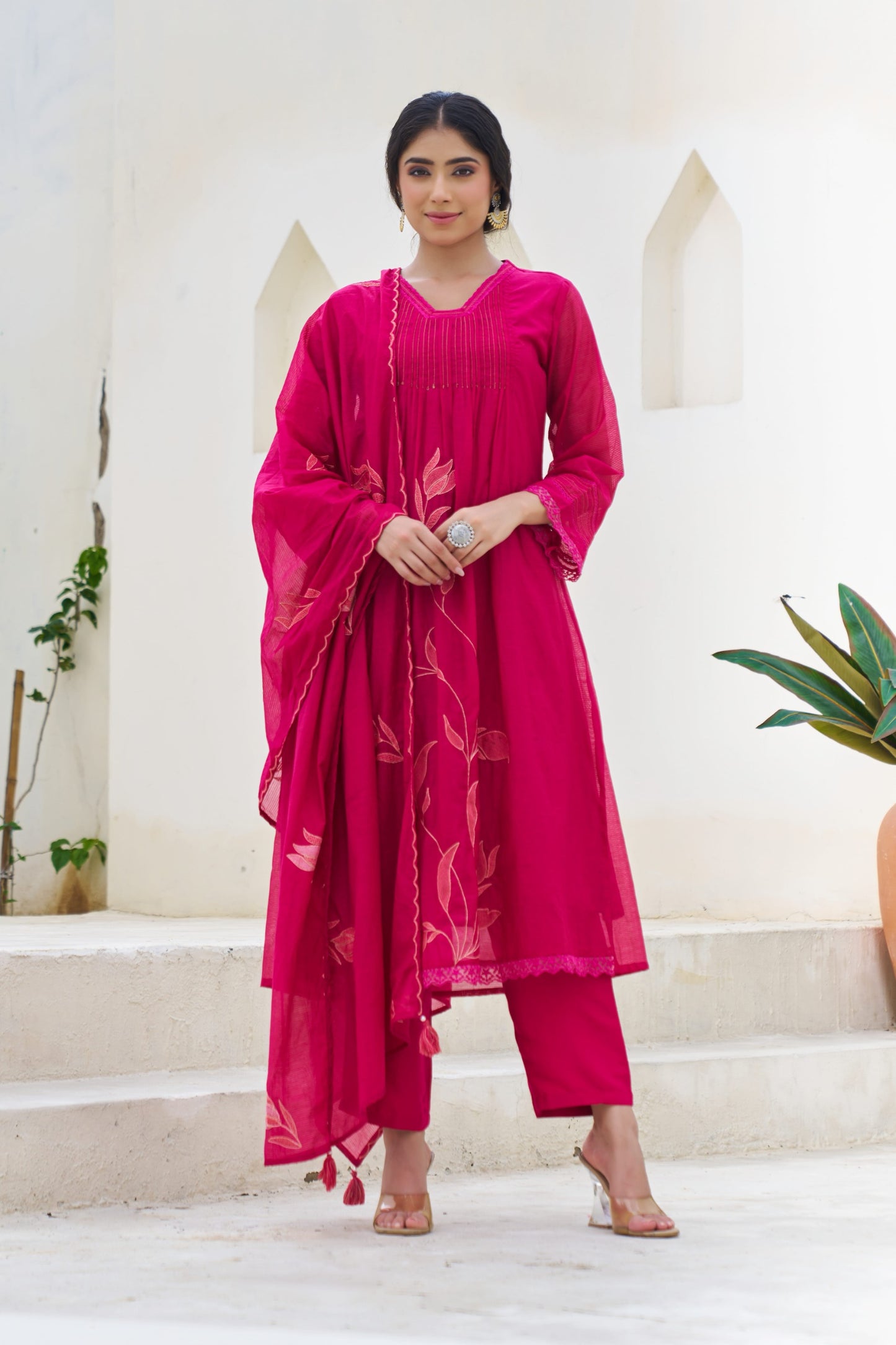 ๐ธ Radiant Raspberry Pink Embroidered 3-Piece Suit ๐ธ