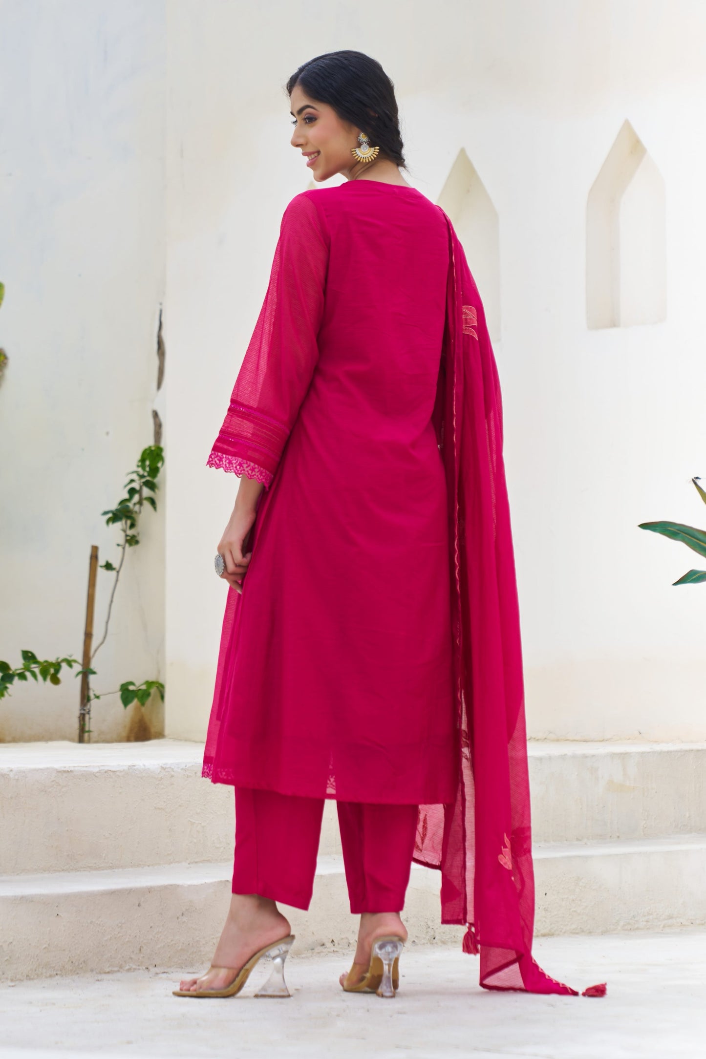 ๐ธ Radiant Raspberry Pink Embroidered 3-Piece Suit ๐ธ