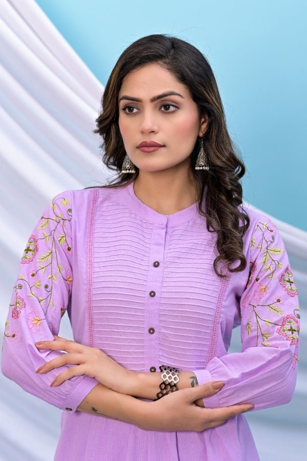 πΈ Elegant Lilac Embroidered Kurta Set Chic & Comfortable Ethnic Wear - Anusheet Fashion