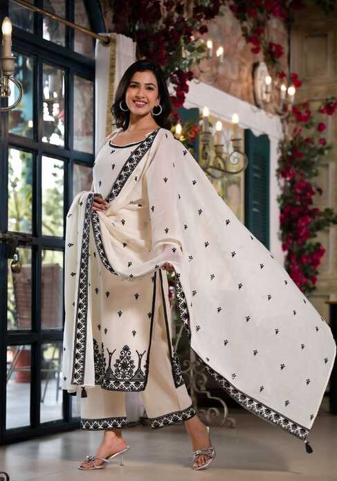 White and Black Cotton Suit Set with Embroidery Tassels