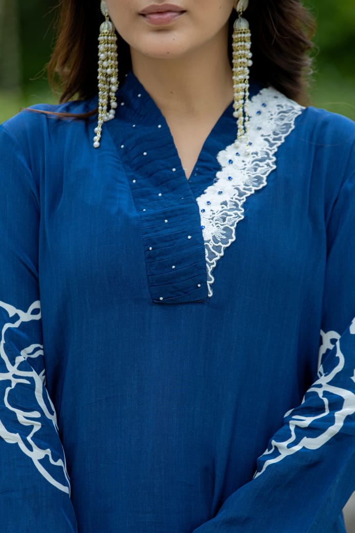 Unique Pleasant Floral Handwork Suit Set - Anusheet Fashion