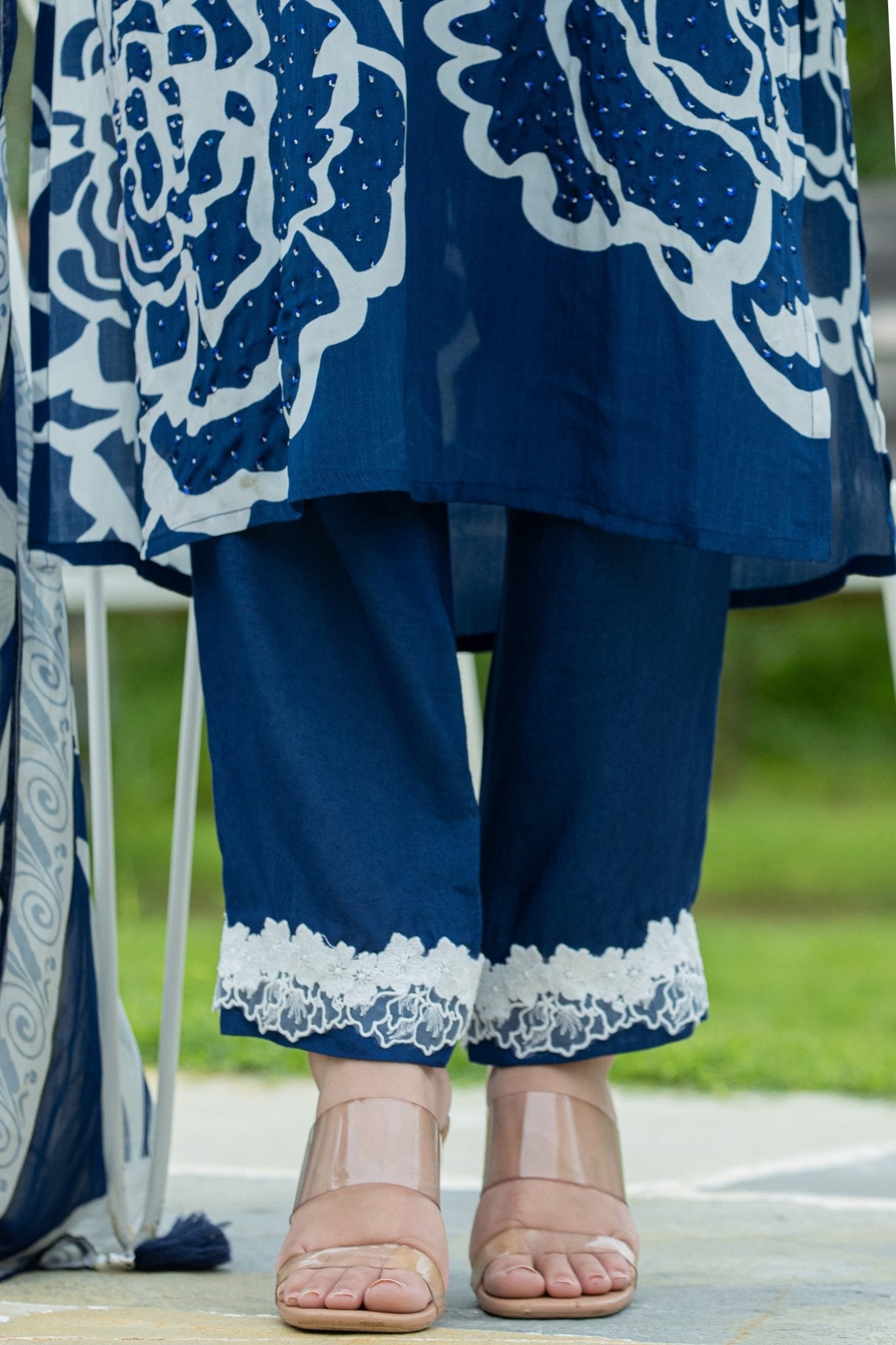 Unique Pleasant Floral Handwork Suit Set - Anusheet Fashion