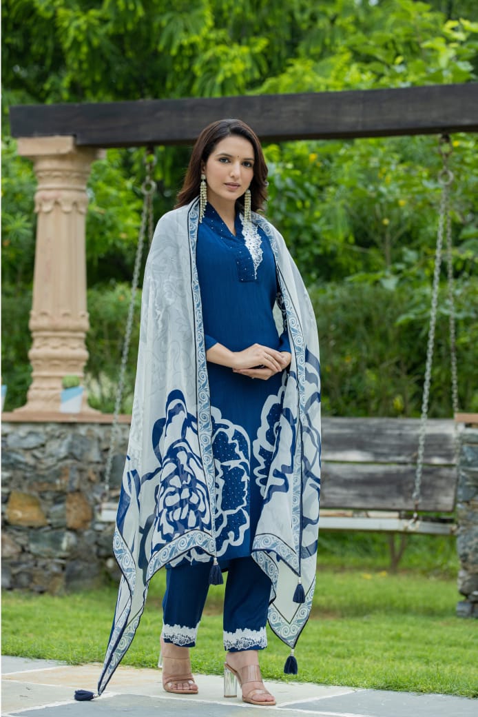 Unique Pleasant Floral Handwork Suit Set - Anusheet Fashion