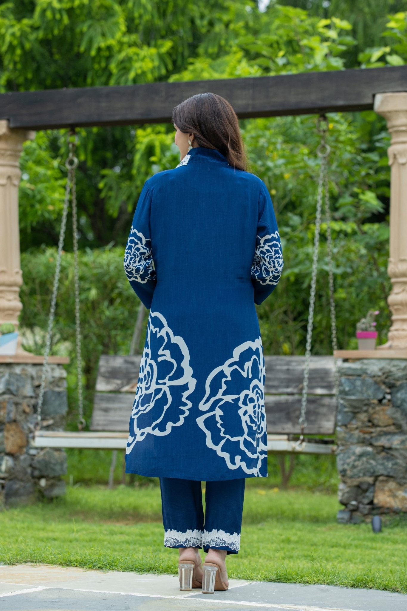 Unique Pleasant Floral Handwork Suit Set - Anusheet Fashion