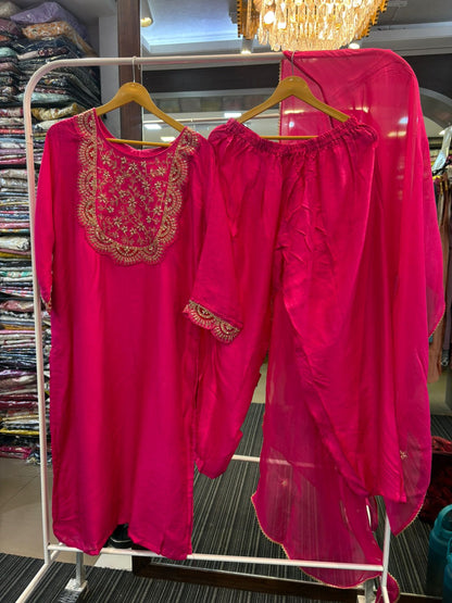 Richu Rani Indo Suit Set With Neck Hand-Work