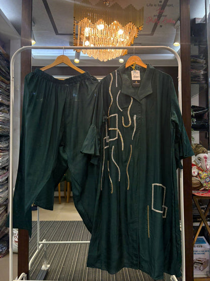 Srinshu Dark Green Indo-Western Suit Set WIth Embroidery Work