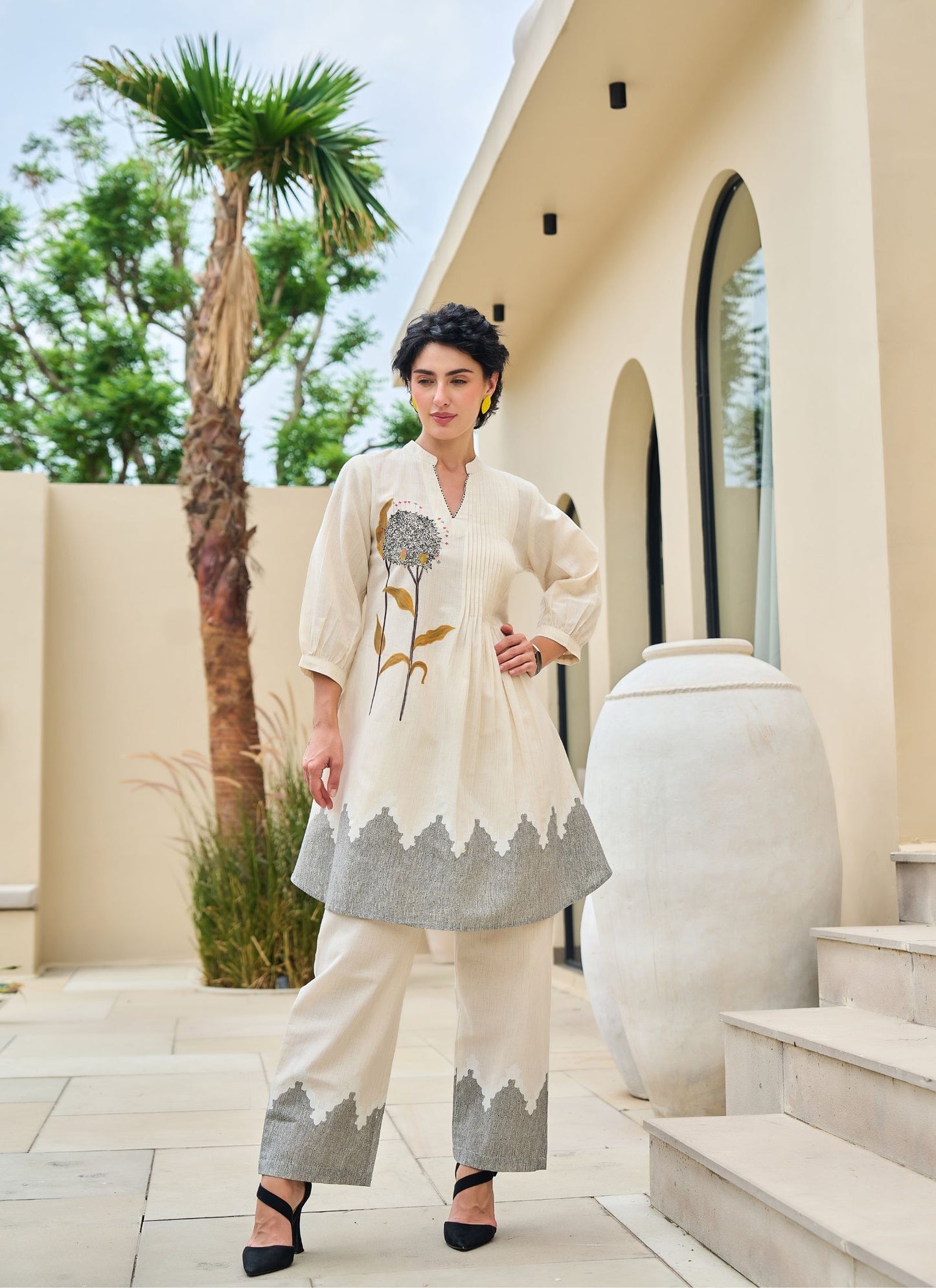 Ivory Bloom Embroidered A-Line Kurta Set 🌸✨