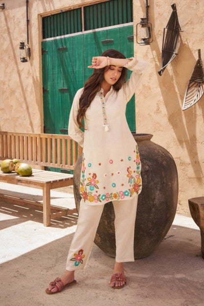 Off White Pure Cotton Co-Ord Set with Colorful Hand Embroidery & Latkan Detail 🌸✨