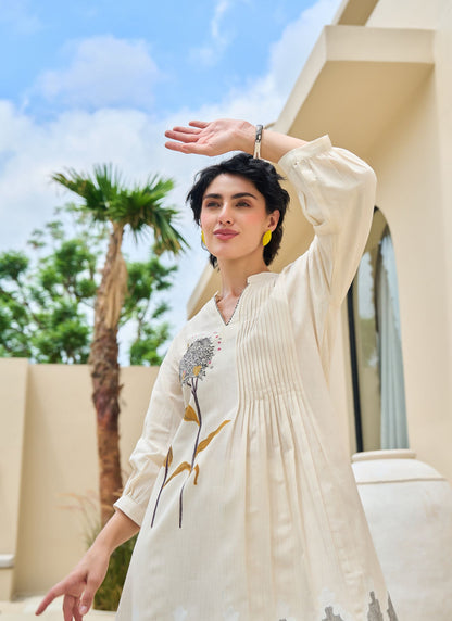 Ivory Bloom Embroidered A-Line Kurta Set 🌸✨