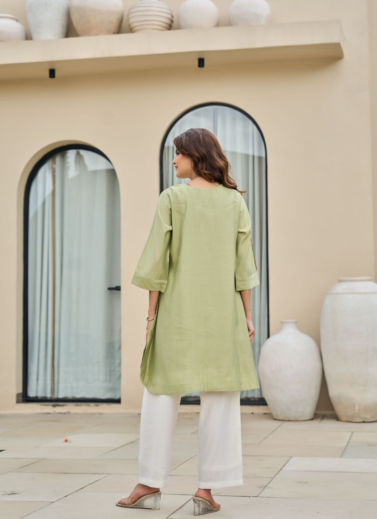 Green Floral Tunic with Elegant White Pants | ideal for warm weather |