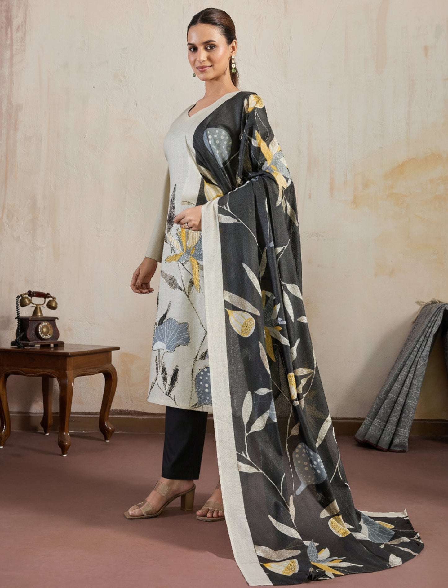 Rolex Chiku Unstitched Salwar Suit Material