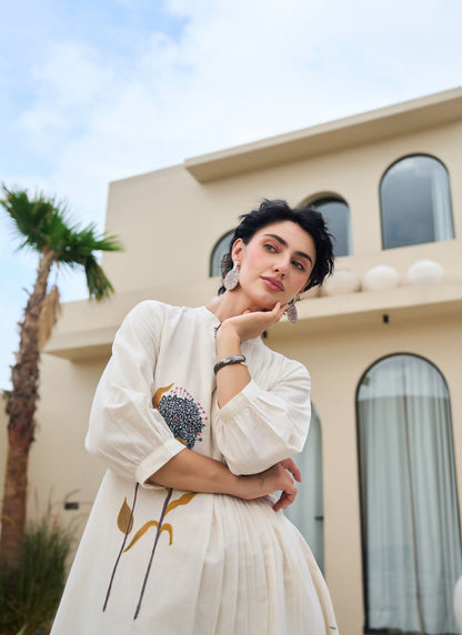 Sahara Grace Embroidered Kurta & Trouser Set 🏜️✨
