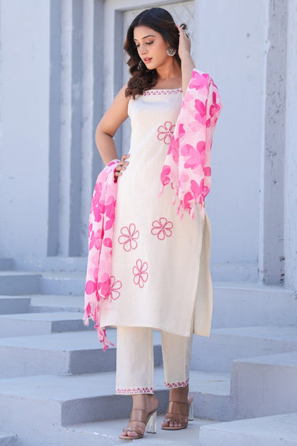 Blush Blossom Ivory & Pink Suit Set 💖