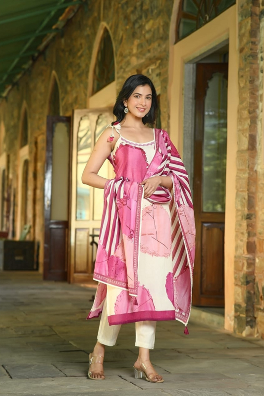 💗 Pure Cotton Printed Sleeveless Kurta Set with Dupatta – Breezy Elegance 💗