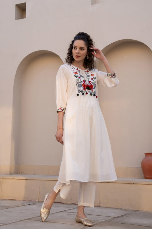 Elegant White Embroidered Kurta Set with Multicolor Hand Work