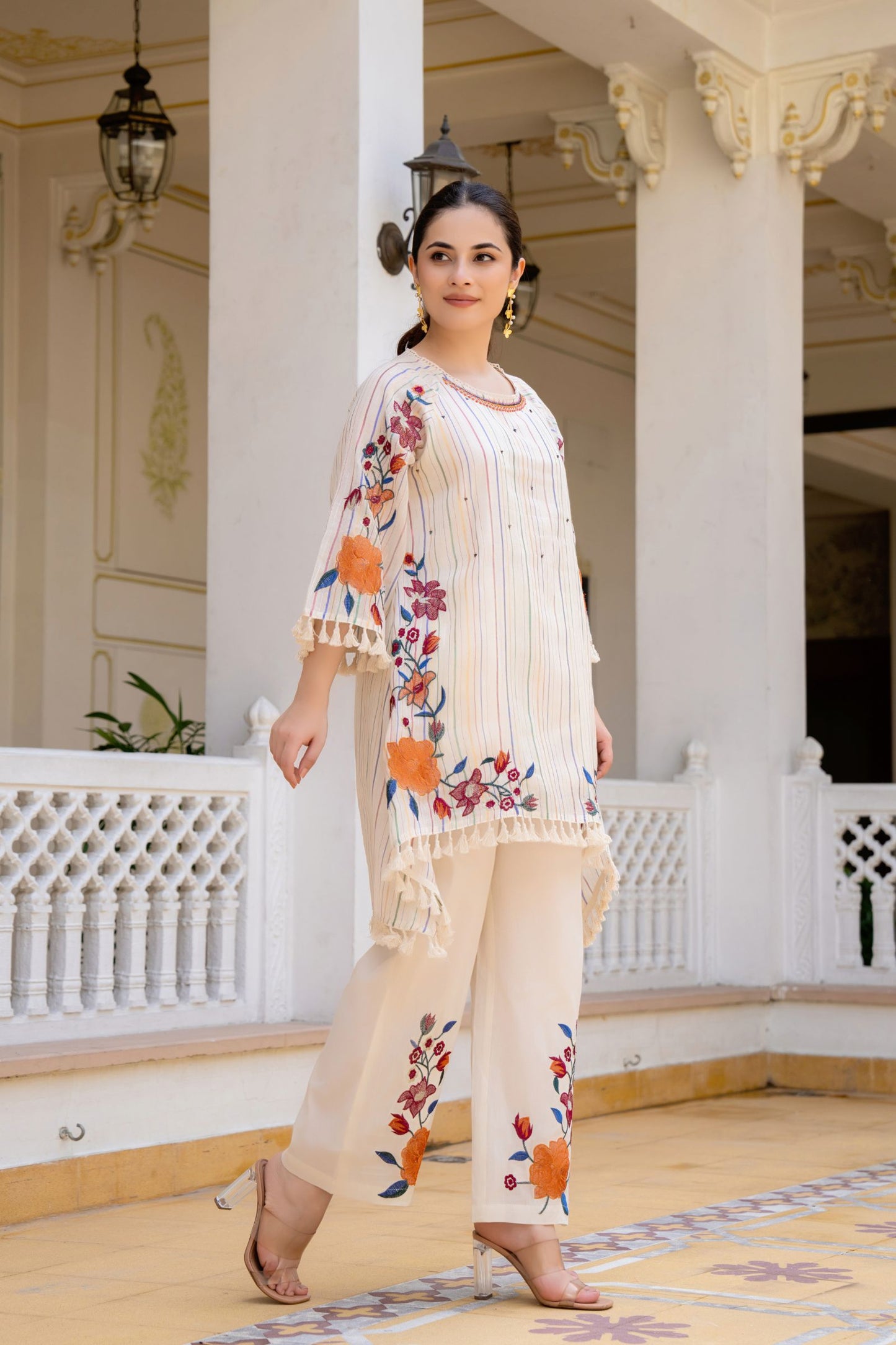 🧵 Elegant Ivory Floral Embroidered 2-Piece Set