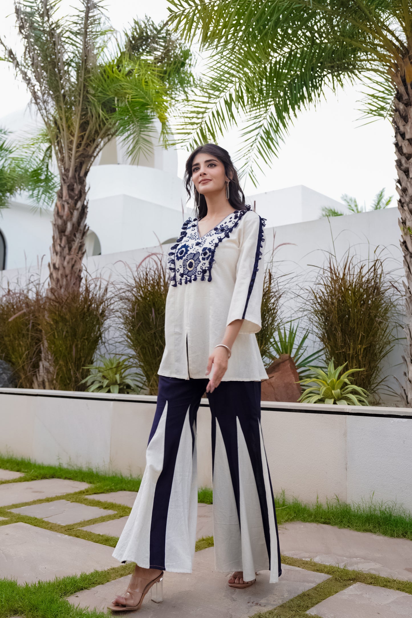 Sonakshi Navy Blue Embroidered Co-Ord Set