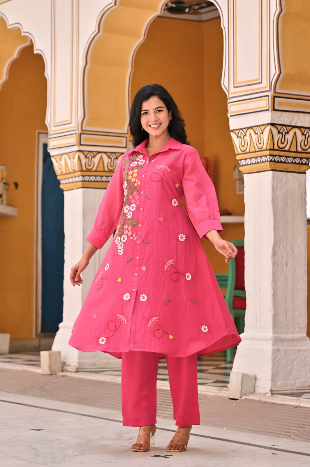 🌸 Elegant Pink Floral Embroidered Kurta Set – Grace in Every Thread