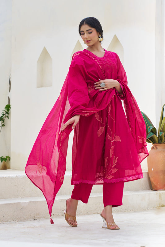 🌸 Radiant Raspberry Pink Embroidered 3-Piece Suit 🌸