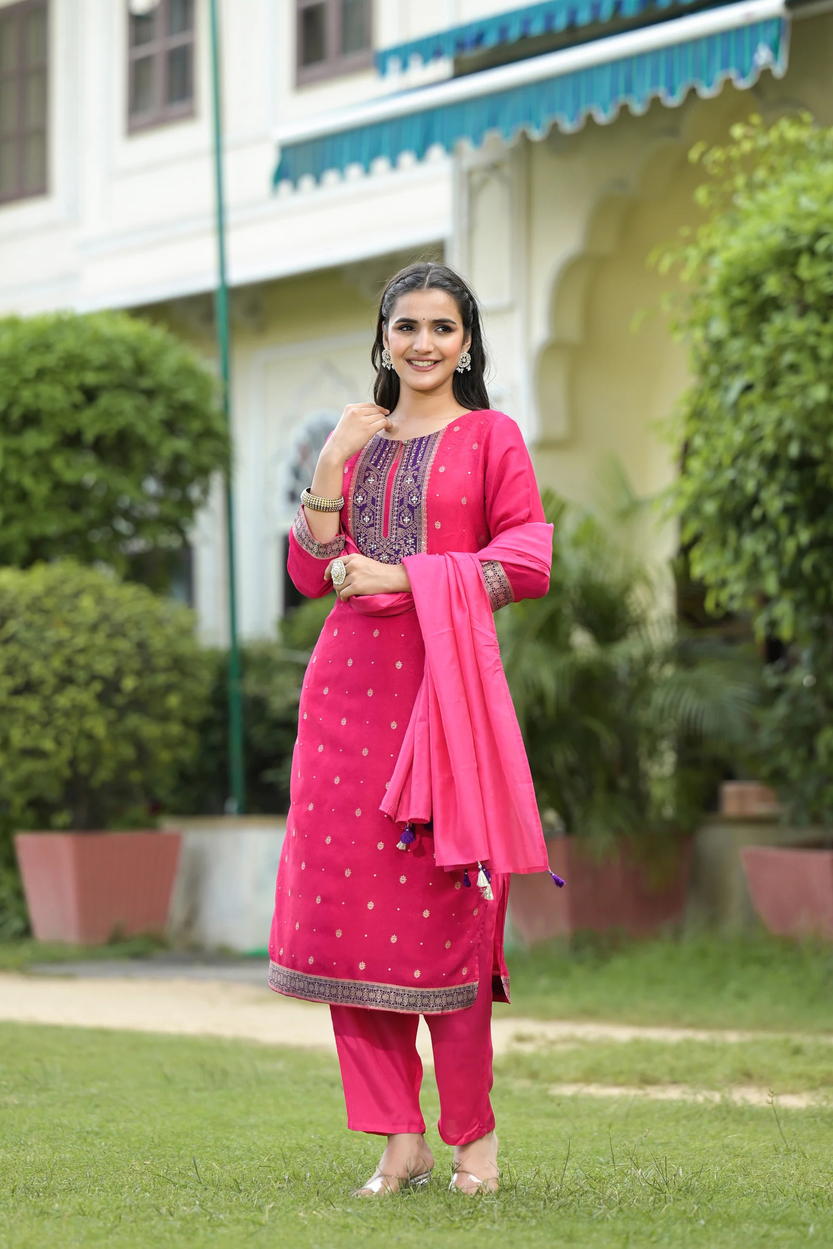 pretty-pink-weaving-pure-suit-set