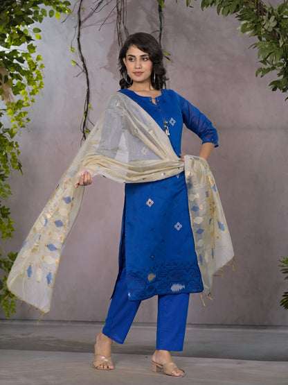 Pleasant Bold Ethnic Pure Suit Set