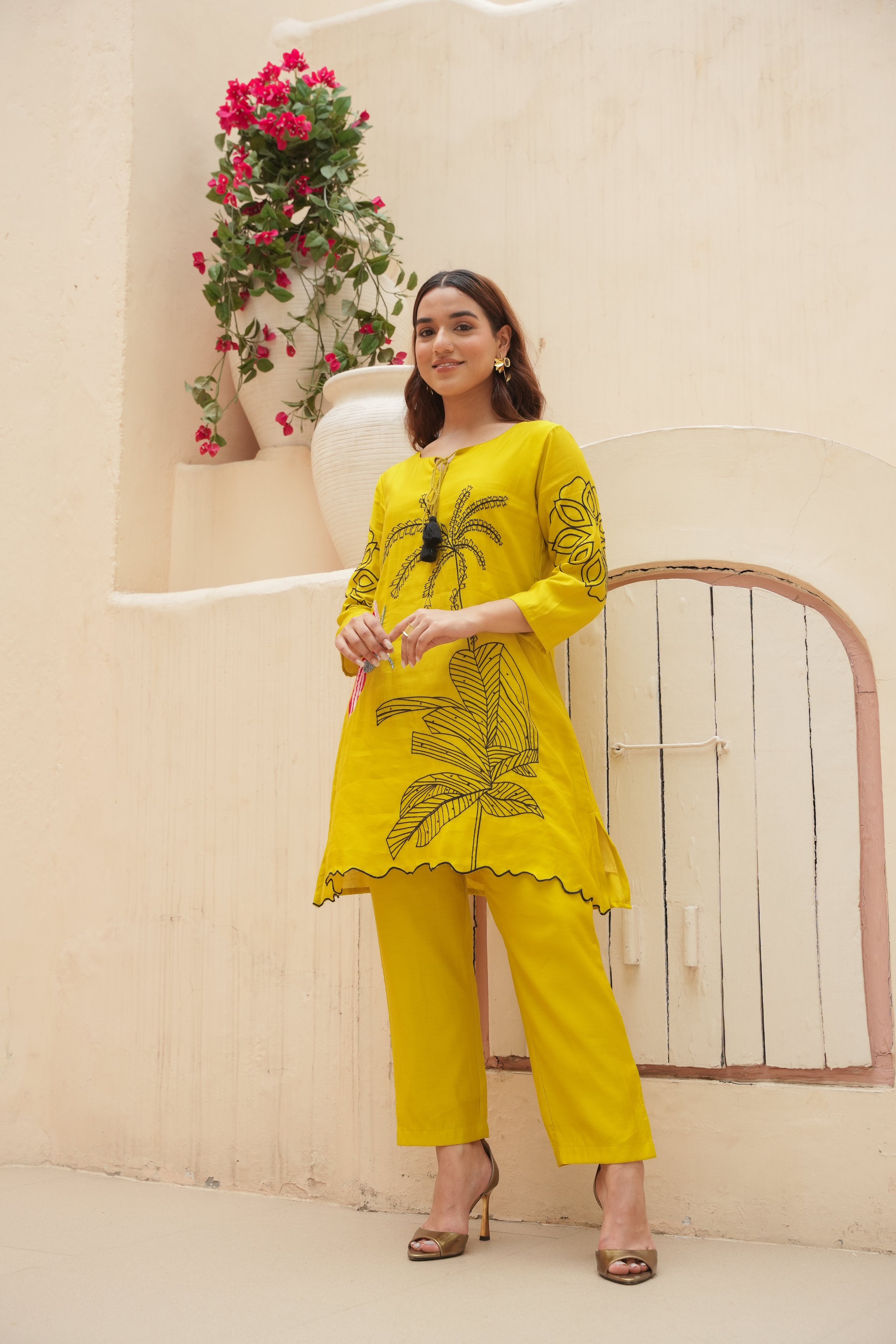 stylish-attractive-mustard-yellow-co-ord-set