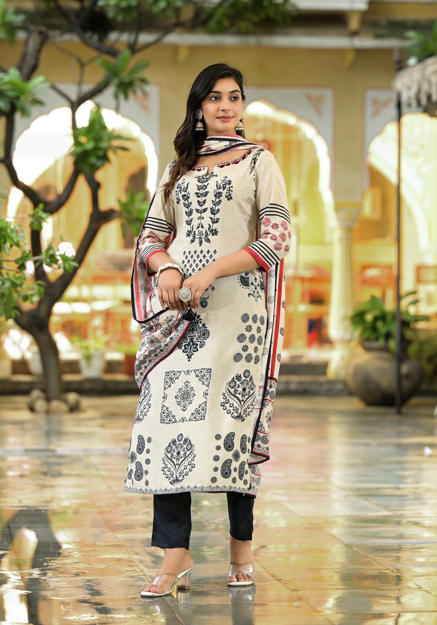 Subtle Yet Elegant Block Print Suit Set