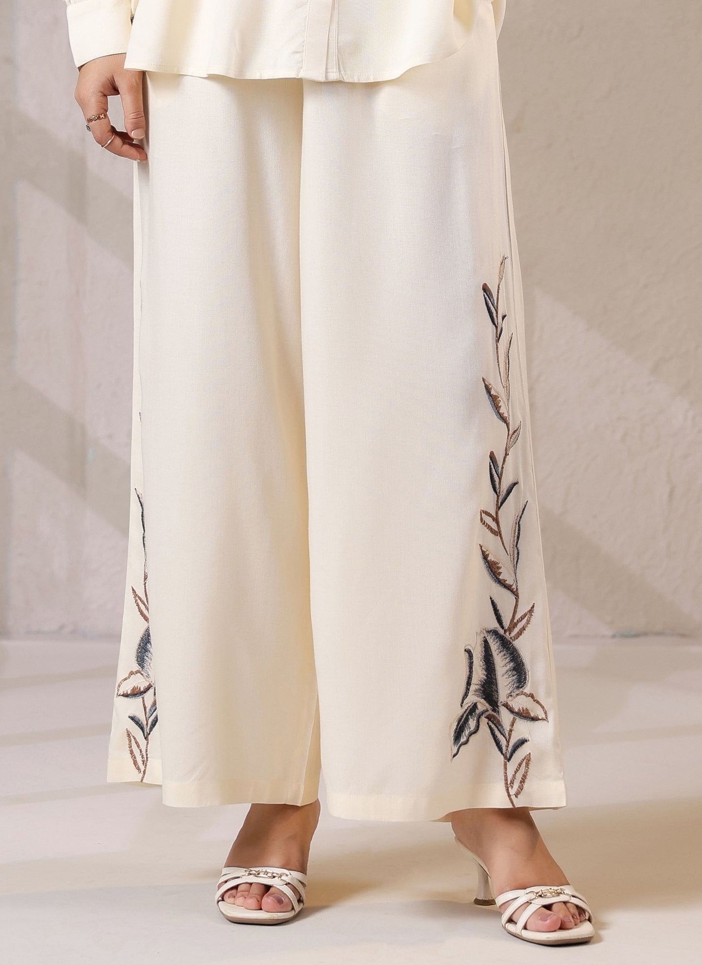 🤍 Ivory Whimsy - Embroidered Co-Ord Set