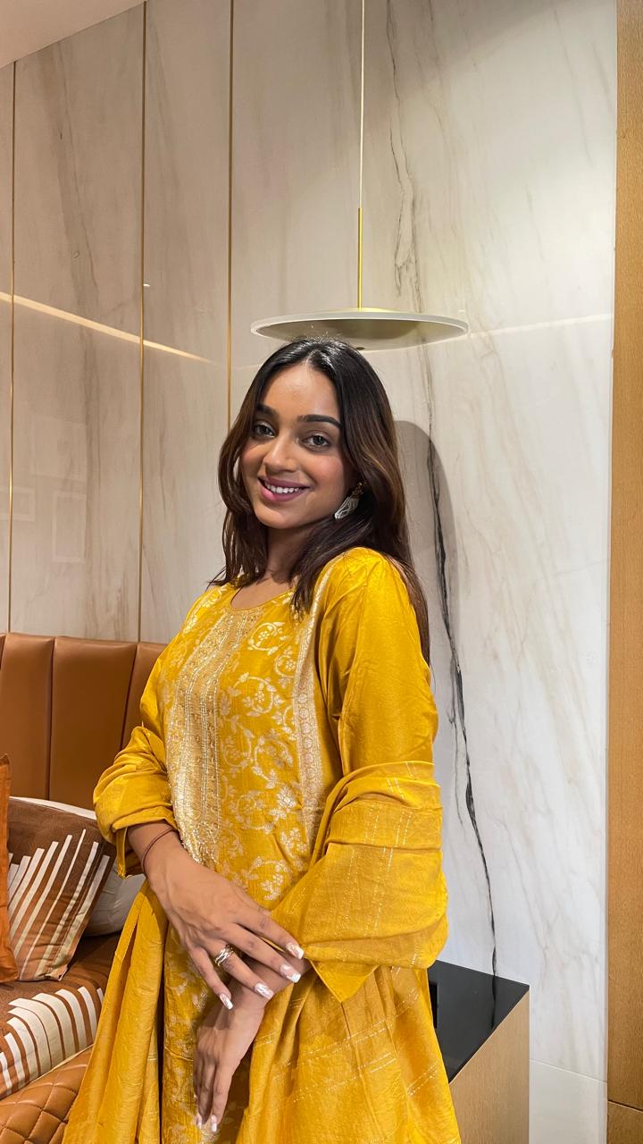 Yellow and pink silk suit set for weddings