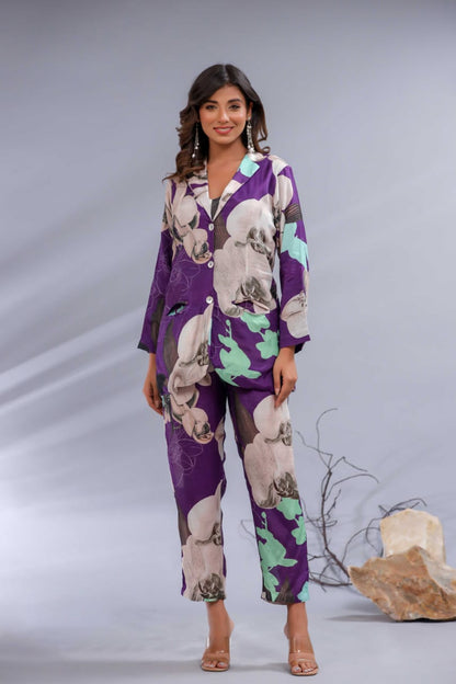 Bold And Vibrant Printed Blazer Set - Anusheet