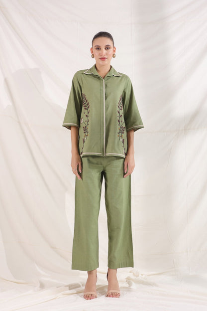 Minimal Floral Thread Embroidery Co - ord Set With Khadi Fabric - Anusheet Fashion